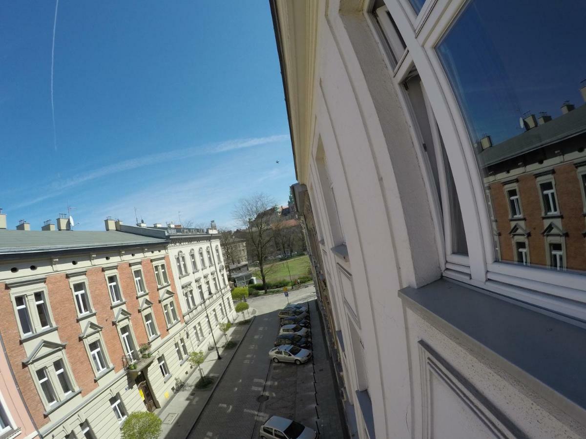 Cichy Apartament Obok Wawelu Tarlowska Cracóvia Exterior foto